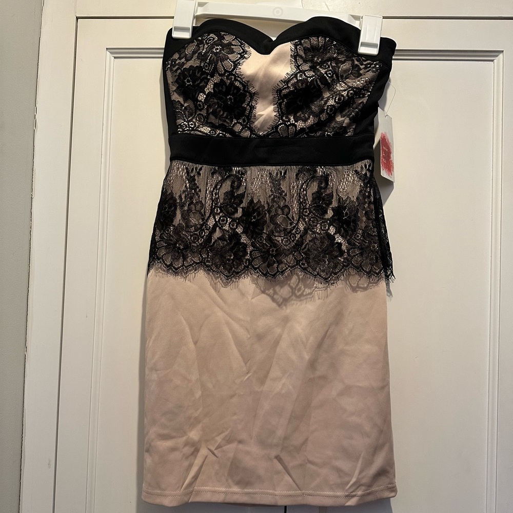 Amazing Dress unique design black lace fashion event party date sold top peplum